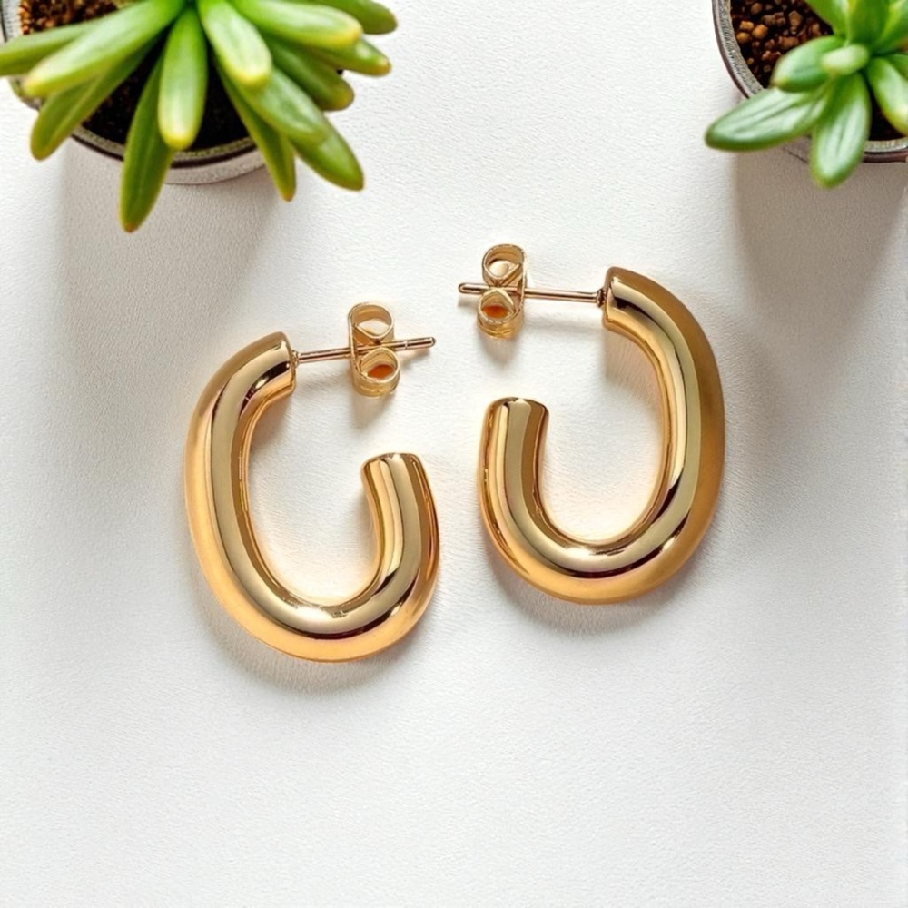 ✅NEW✅ 18K Gold Plated Stainless Steel Oval Semi-Hoop Earrings
